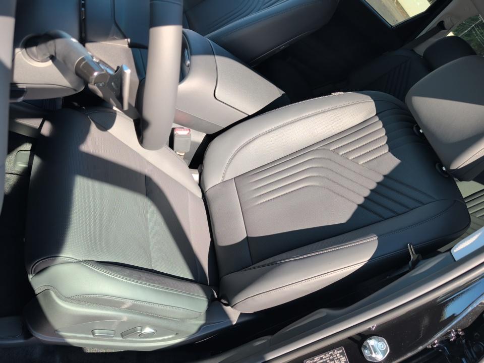 2027 Hyundai PALISADE HYBRID Blue SEL 7P
