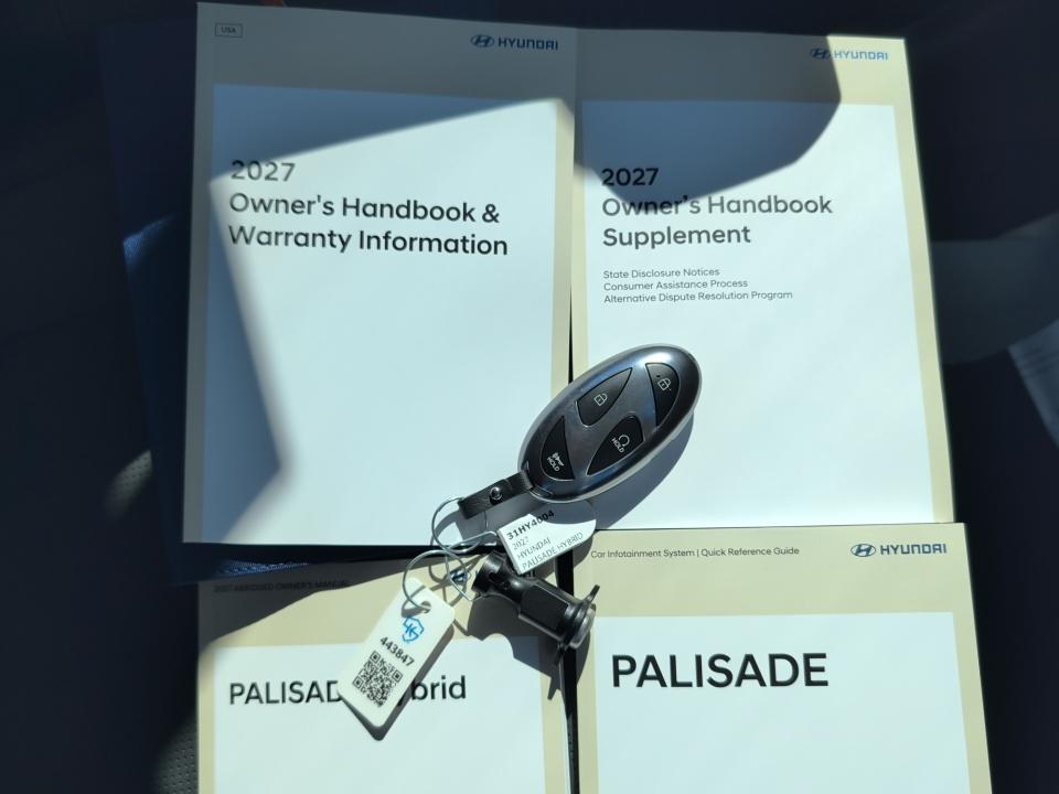 2027 Hyundai PALISADE HYBRID Blue SEL 7P