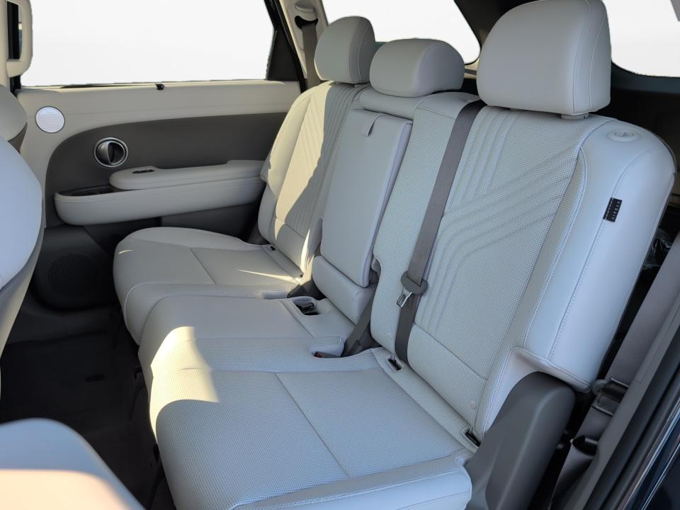 2027 Hyundai PALISADE SEL 8P