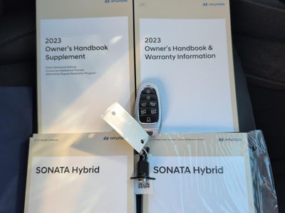 2023 Hyundai SONATA HYBRID Limited
