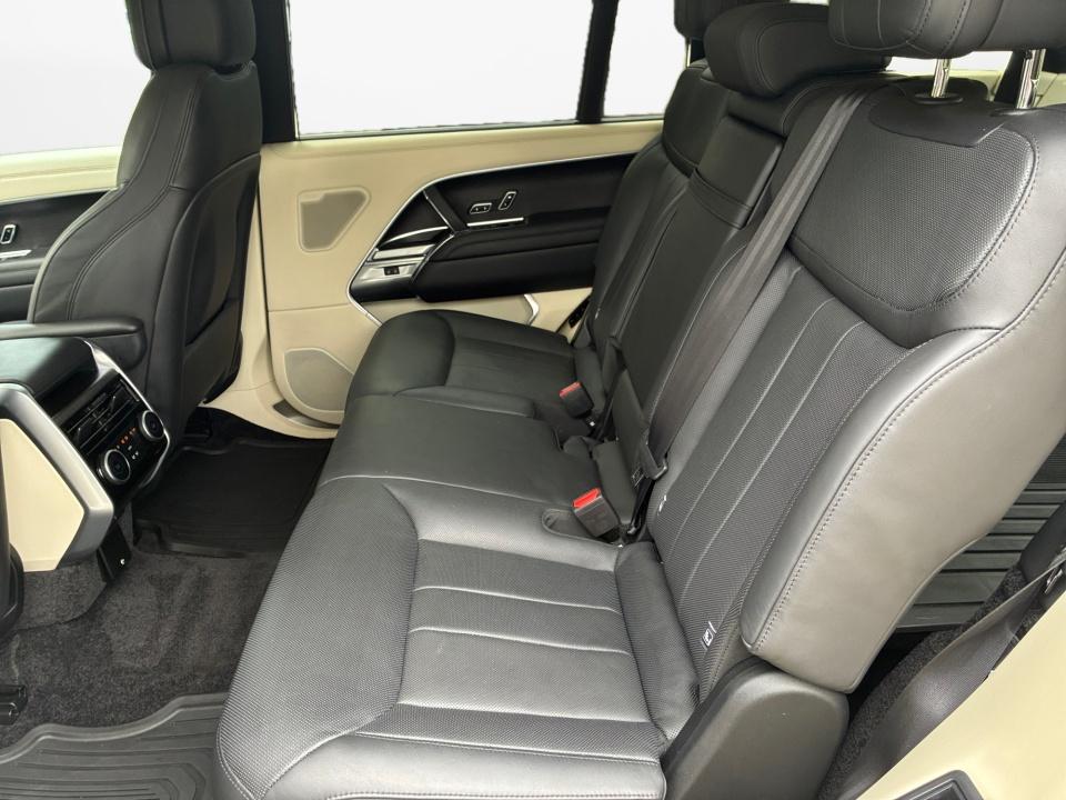 2022 Land Rover New Range Rover P530 SE