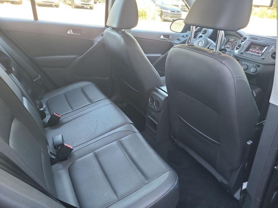 2016 Volkswagen Tiguan S
