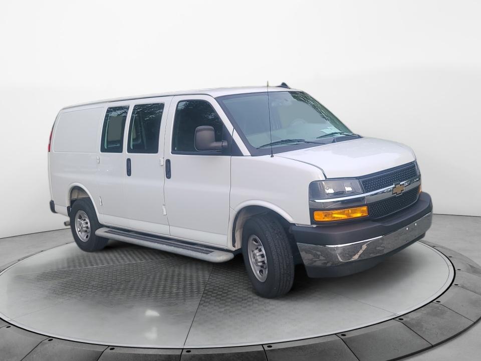 2025 Chevrolet Express Cargo