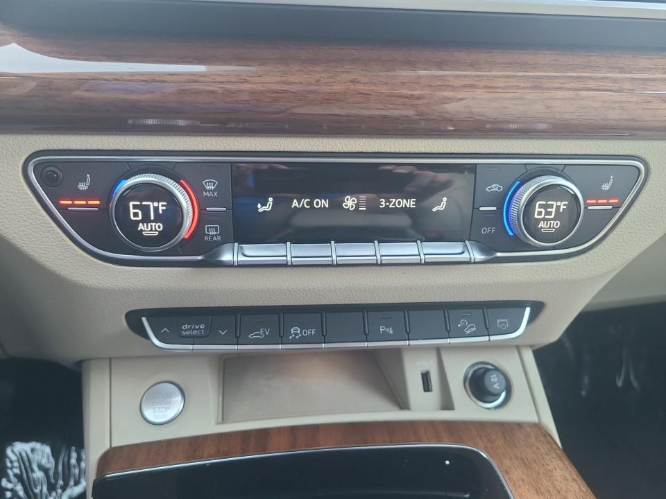 2024 Audi Q5 S line Premium