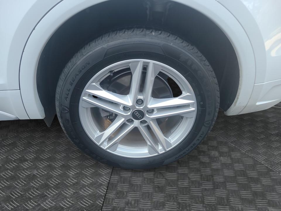 2024 Audi Q5 S line Premium